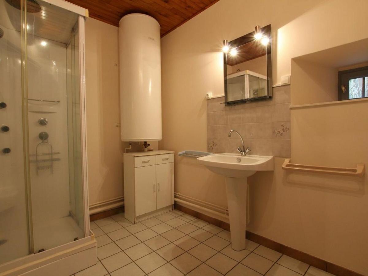Gite 4 Pers Avec Cour, Vue Loire - Fr-1-582-122 Arlempdes المظهر الخارجي الصورة